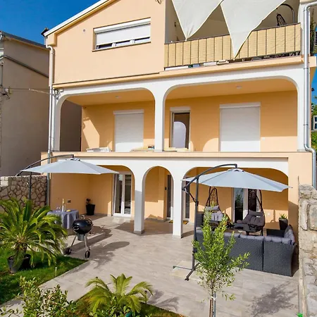 Palmis Appartement *