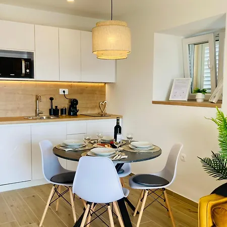 - Palmis Apartment Jadranovo