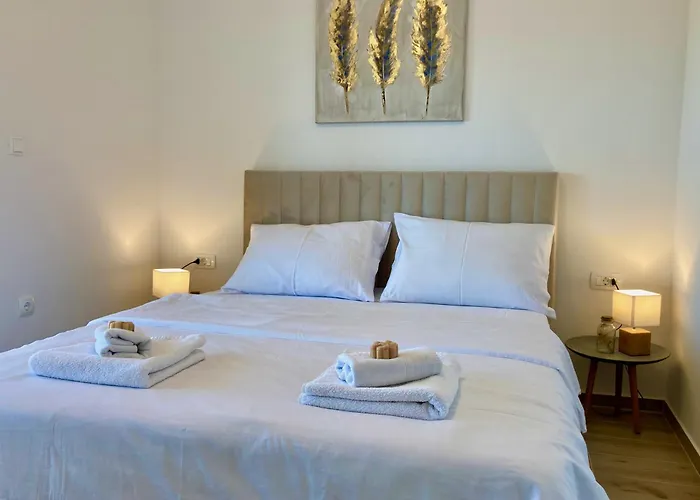- Palmis Apartment