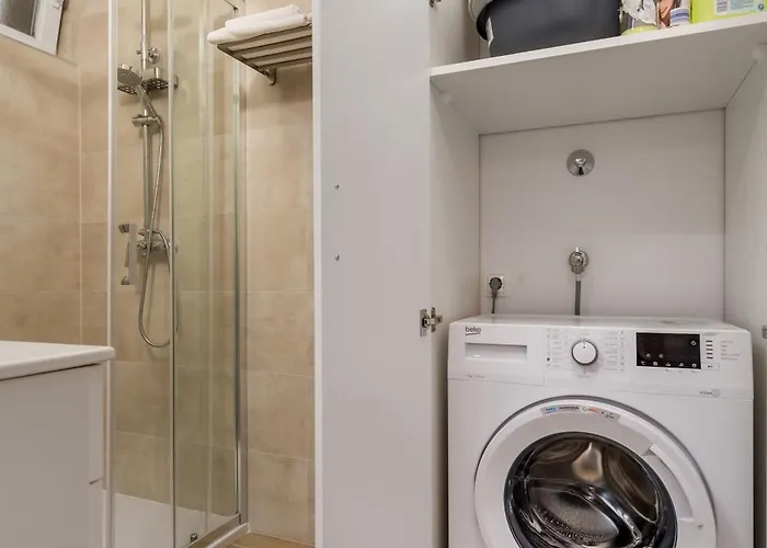 - Palmis Apartment Jadranovo