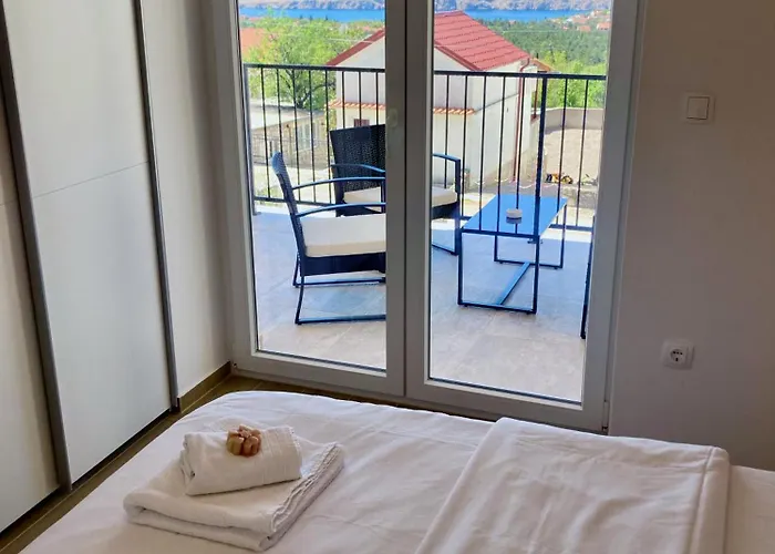 - Palmis Appartement Jadranovo