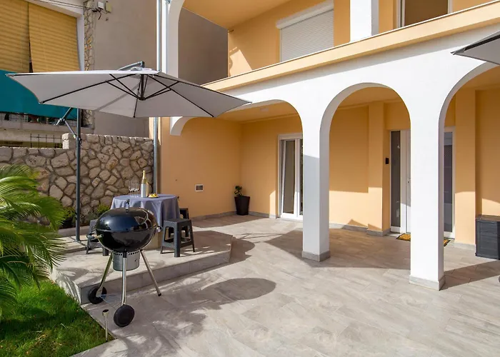- Palmis Appartement *